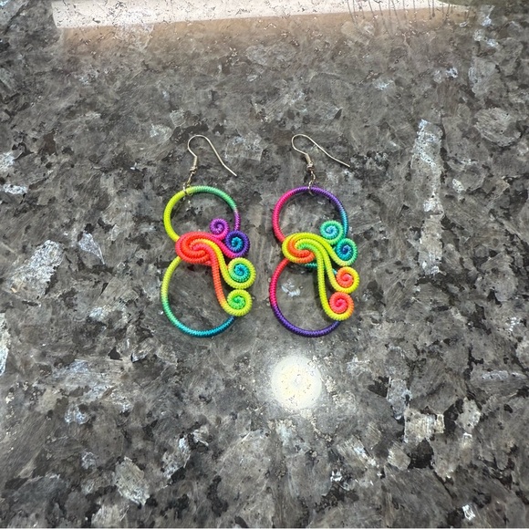 2/$29 or 3/$39 NWOT Vibrant colorful rainbow Chinese knot earrings - Picture 6 of 7
